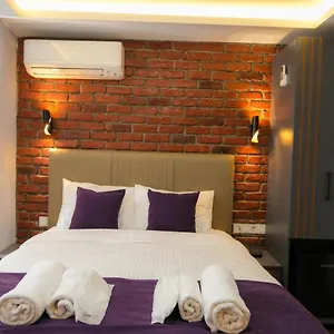  Apartahotel Yellow Mansion