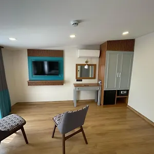 4* ホテル Lynda