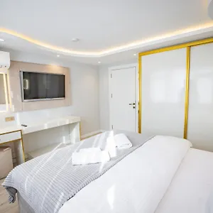 Istanbul Suite شقة