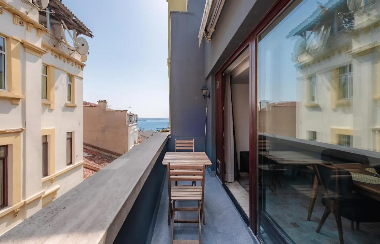 Homie Suites - Modern Apartments Nearby Istiklal Street & Galata Tower Istanbul