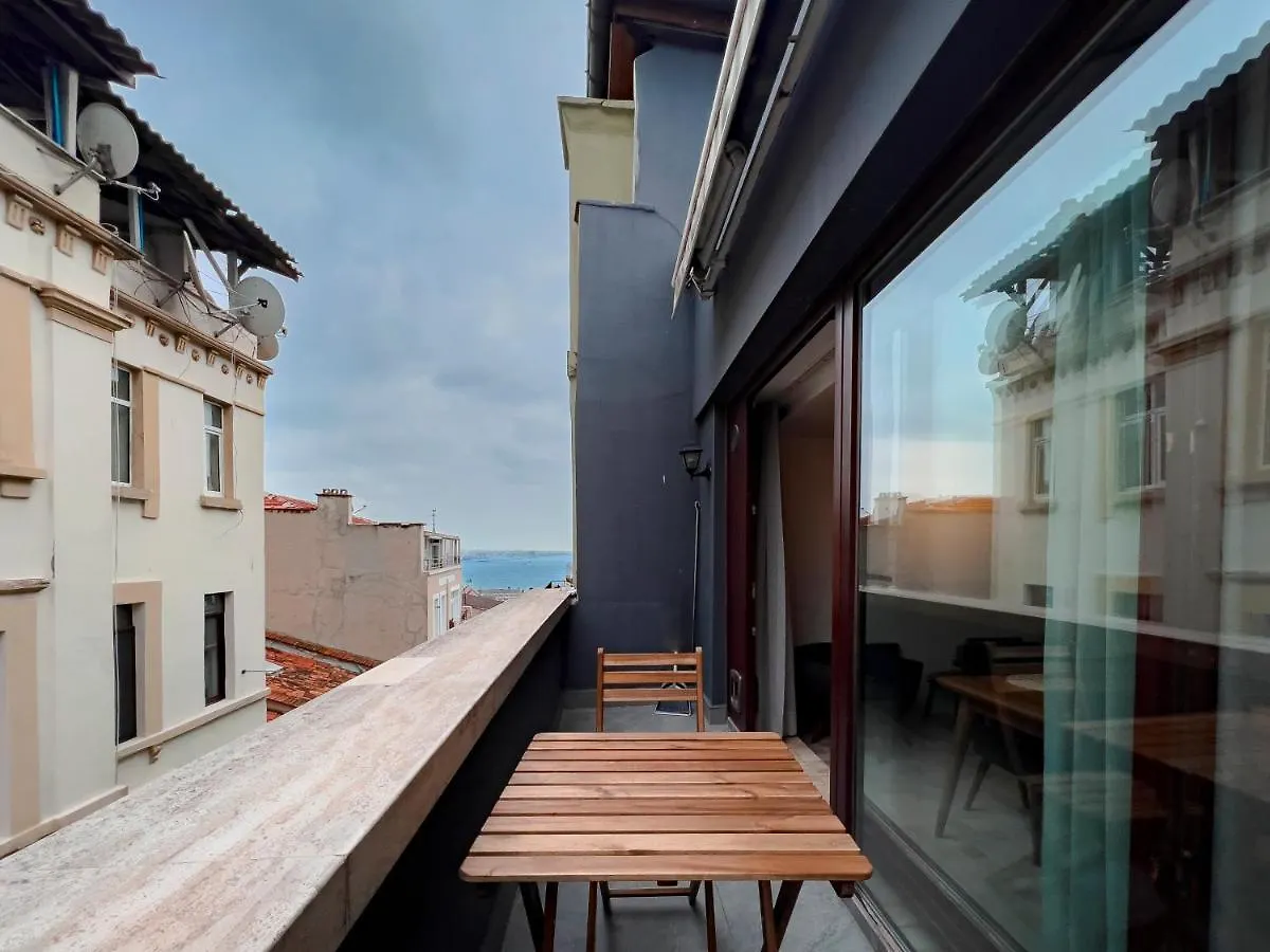 Homie Suites - Modern Apartments Nearby Istiklal Street & Galata Tower Istanbul