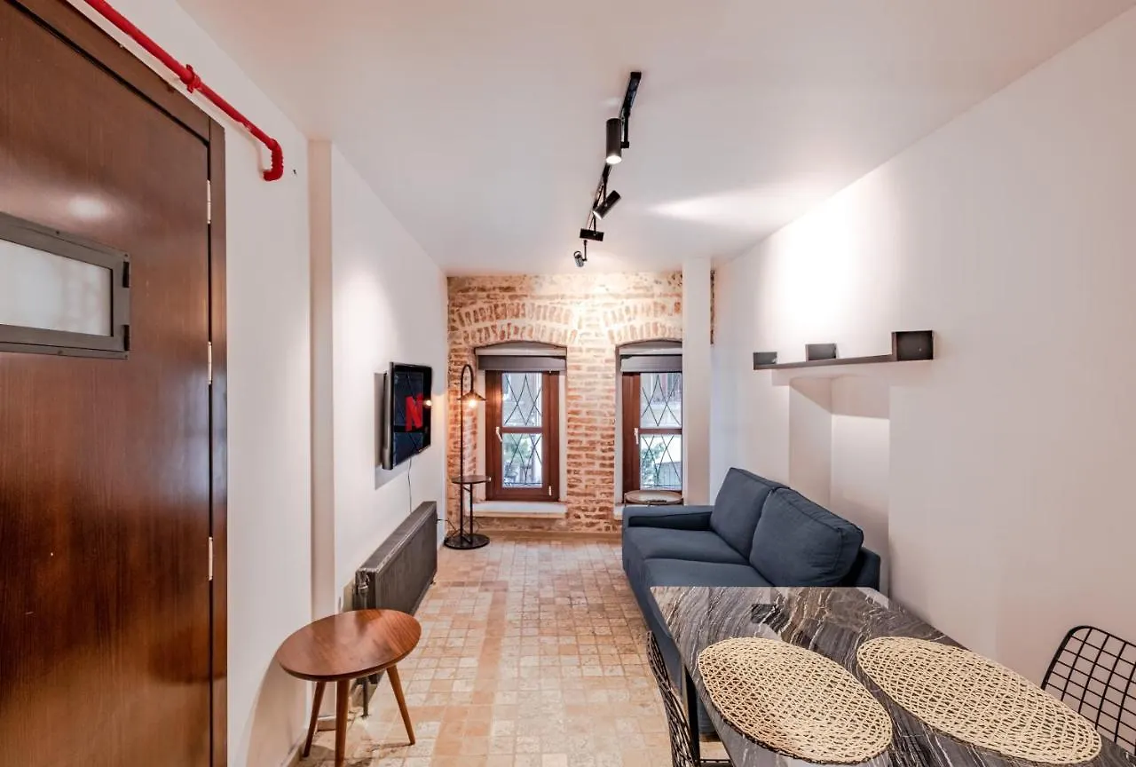 Homie Suites - Modern Apartments Nearby Istiklal Street & Galata Tower Istanbul