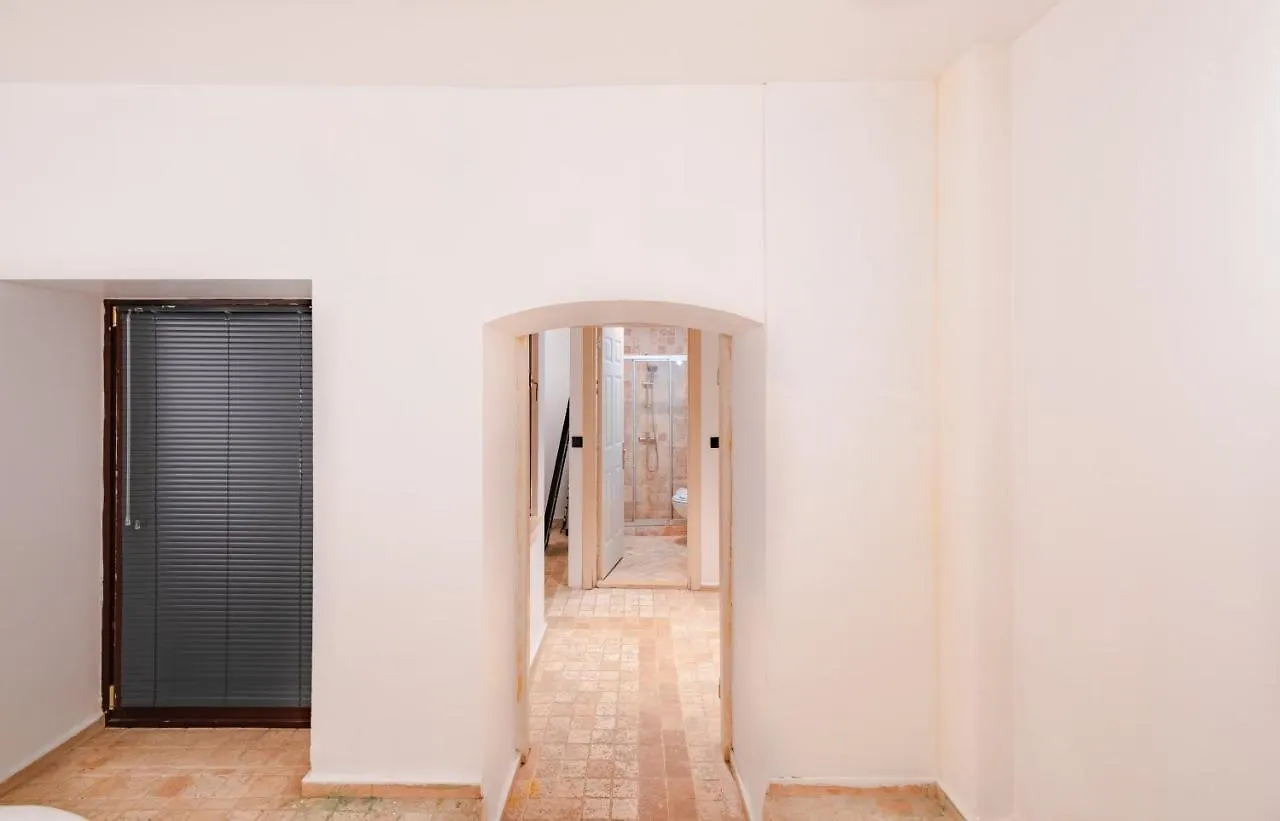 Homie Suites - Modern Apartments Nearby Istiklal Street & Galata Tower Istanbul