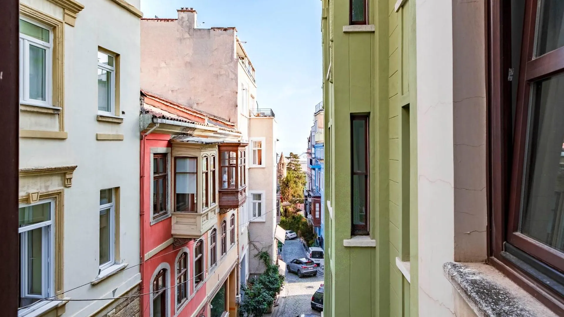 Homie Suites - Modern Apartments Nearby Istiklal Street & Galata Tower Istanbul